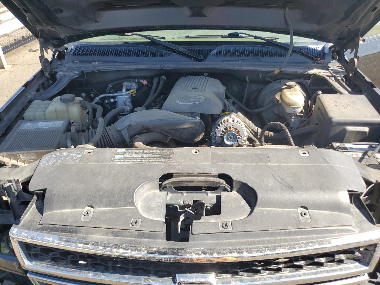 2006 Chevrolet Silverado VIN 2GCEK13T261135425 Copart auction photo, biohazard/chemical damage thumbnail 11