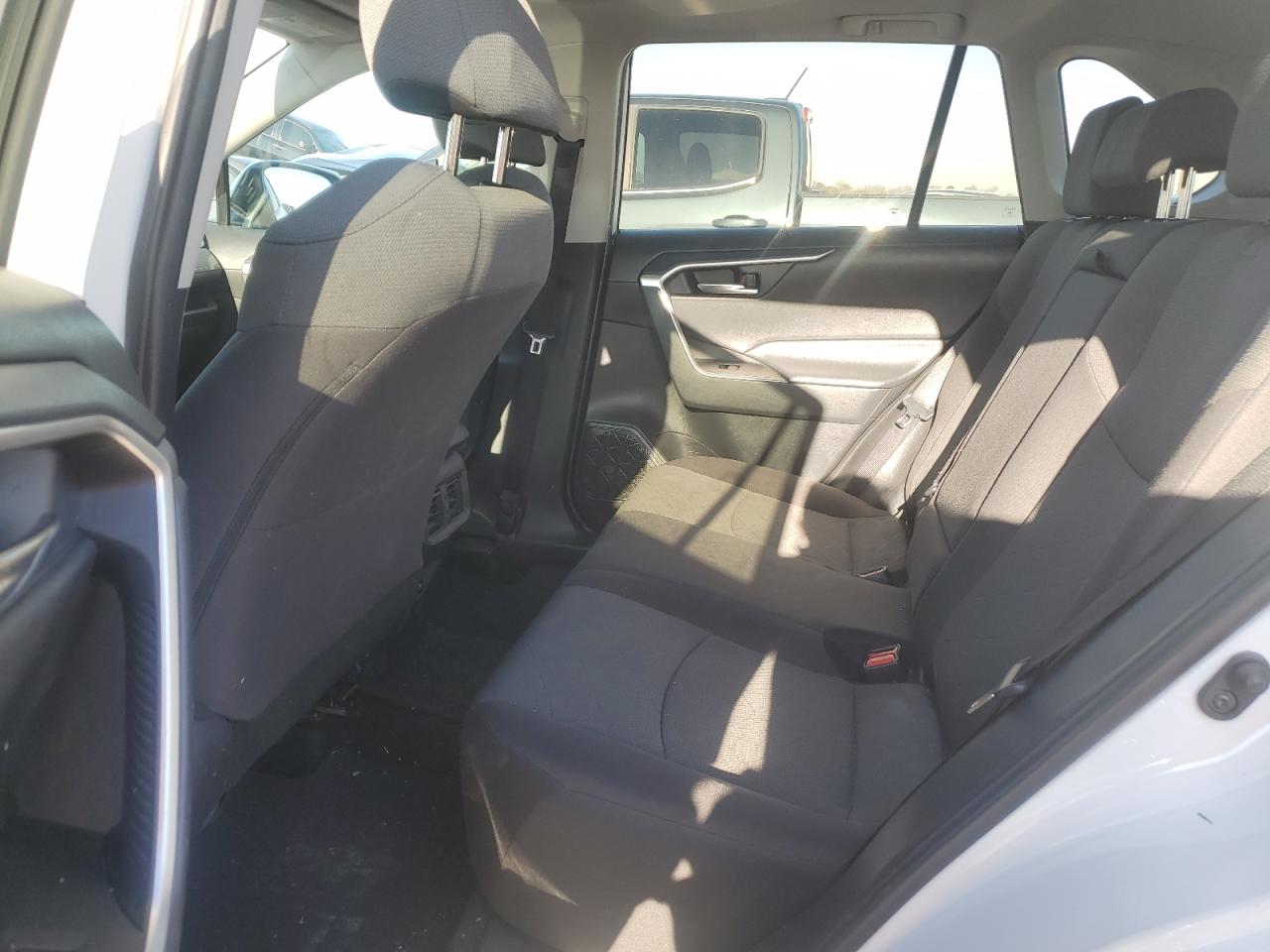 2019 Toyota RAV 4 VIN 2T3W1RFV3KW014567 Copart auction photo, rear end / minor dent/scratches damage thumbnail 10