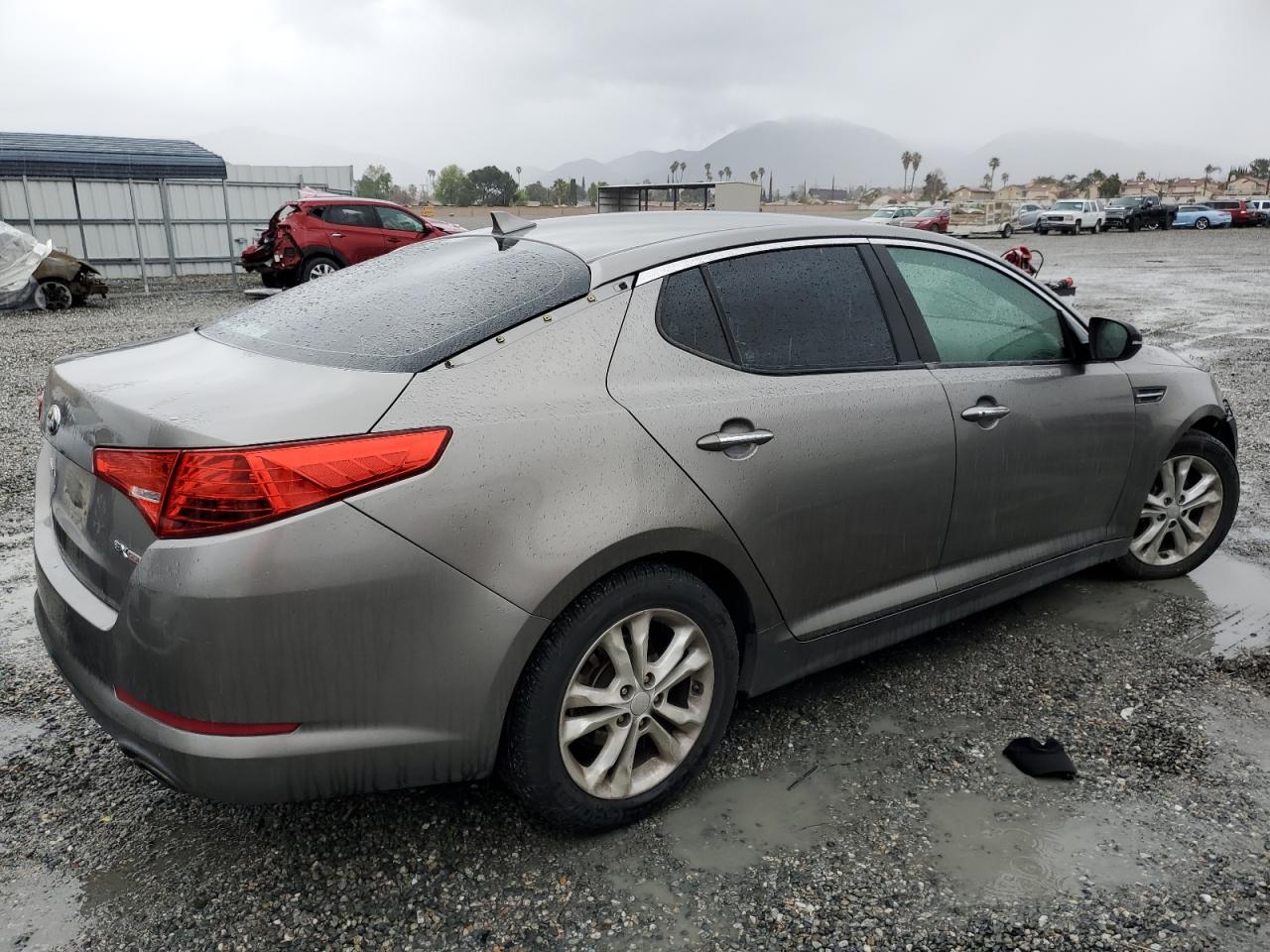 2013 KIA Optima VIN 5XXGN4A73DG211748 Copart auction photo, all over damage thumbnail 3
