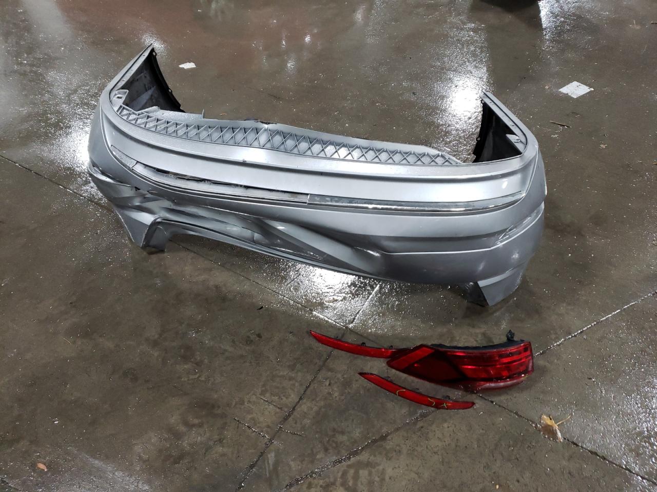 2020 Volkswagen Jetta VIN 3VWCB7BU1LM022040 Copart auction photo, rear end damage thumbnail 13