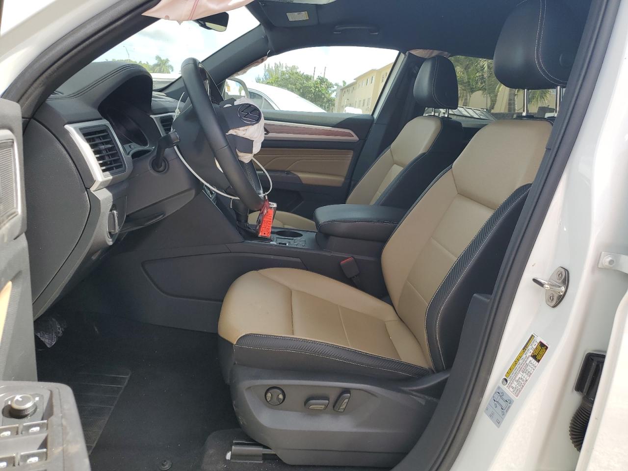 2021 Volkswagen Atlas VIN 1V2WE2CA9MC233518 Copart auction photo, front end damage thumbnail 7