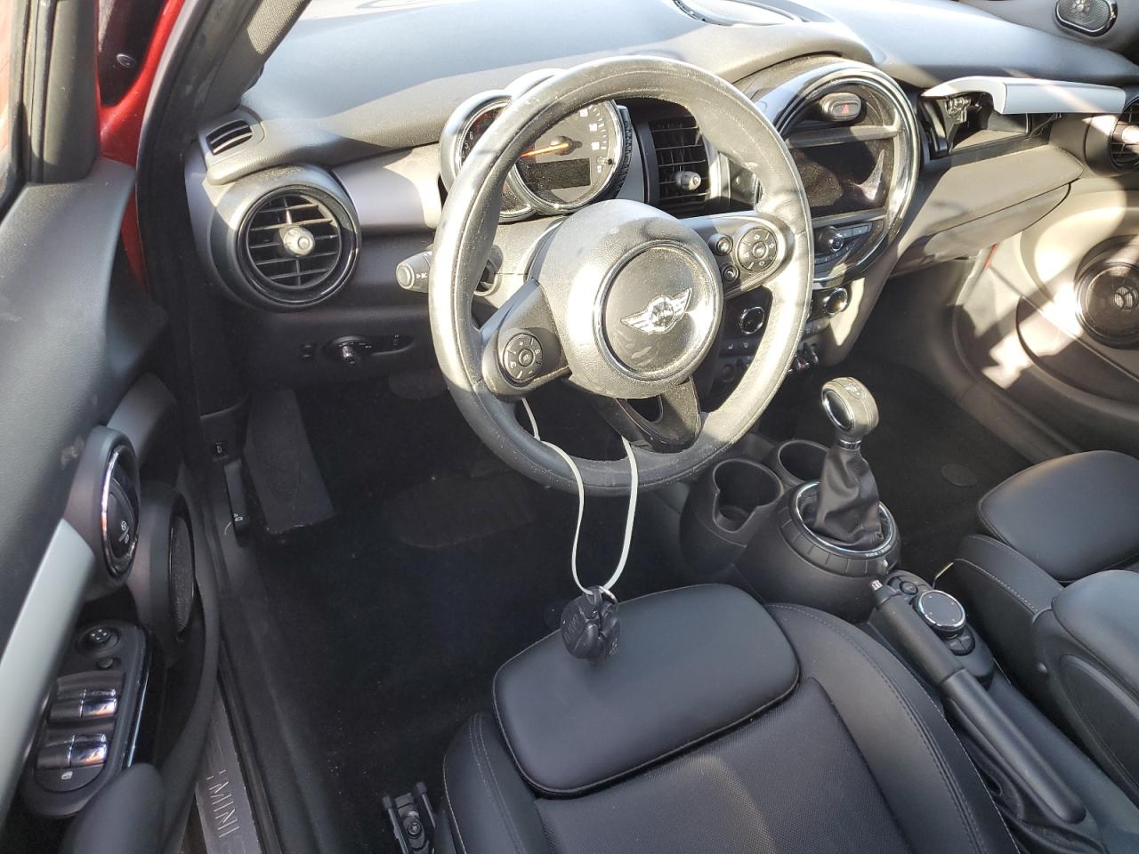 2015 MINI Cooper VIN WMWXS5C50FT830303 Copart auction photo, water/flood damage thumbnail 8