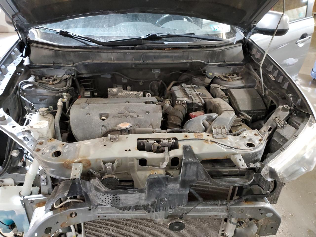 2011 Mitsubishi Outlander VIN JA4AR4AU2BZ011917 Copart auction photo, front end / side damage thumbnail 12