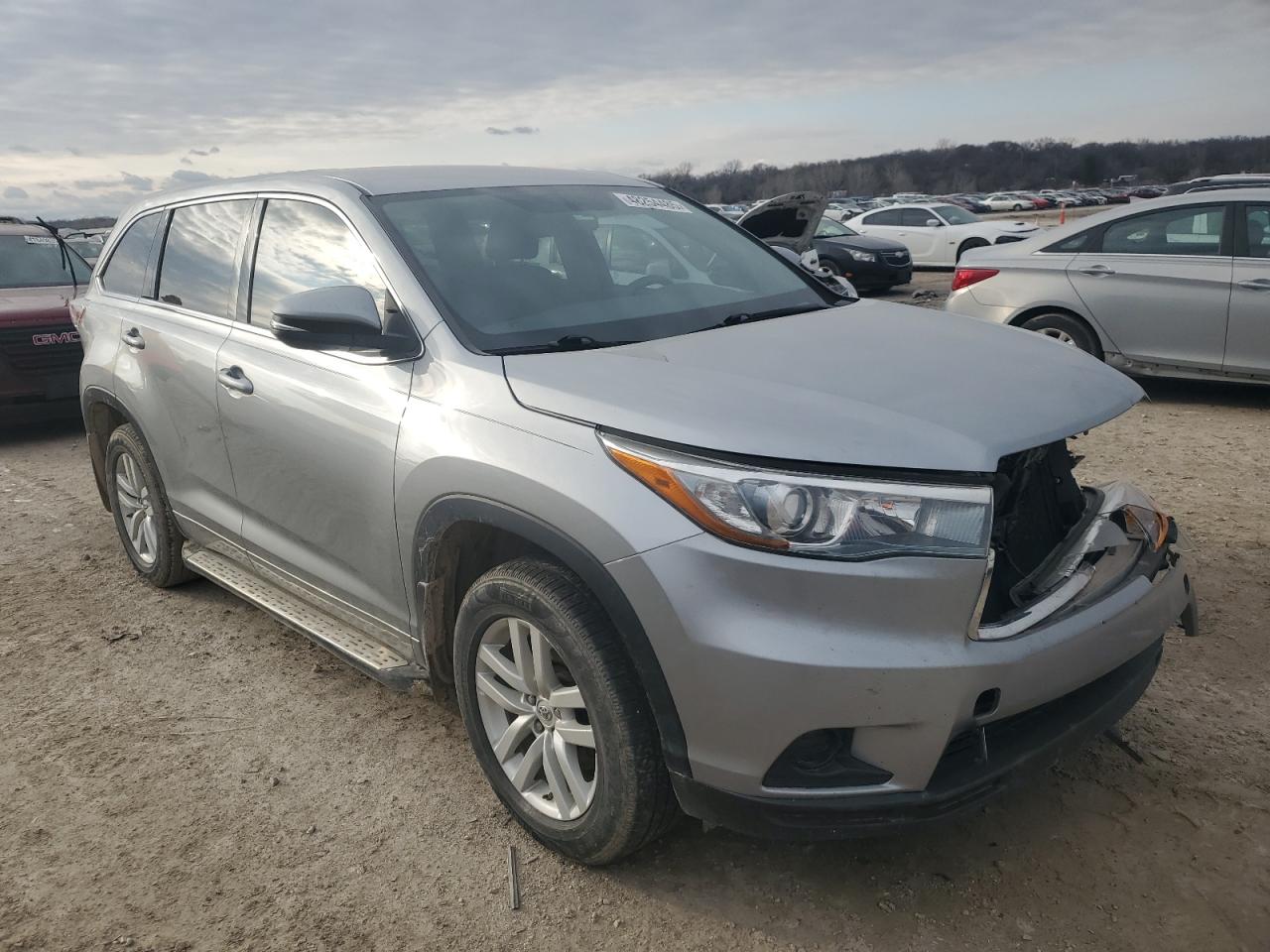 2015 Toyota Highlander VIN 5TDZARFH9FS014846 Copart auction photo, front end damage thumbnail 4