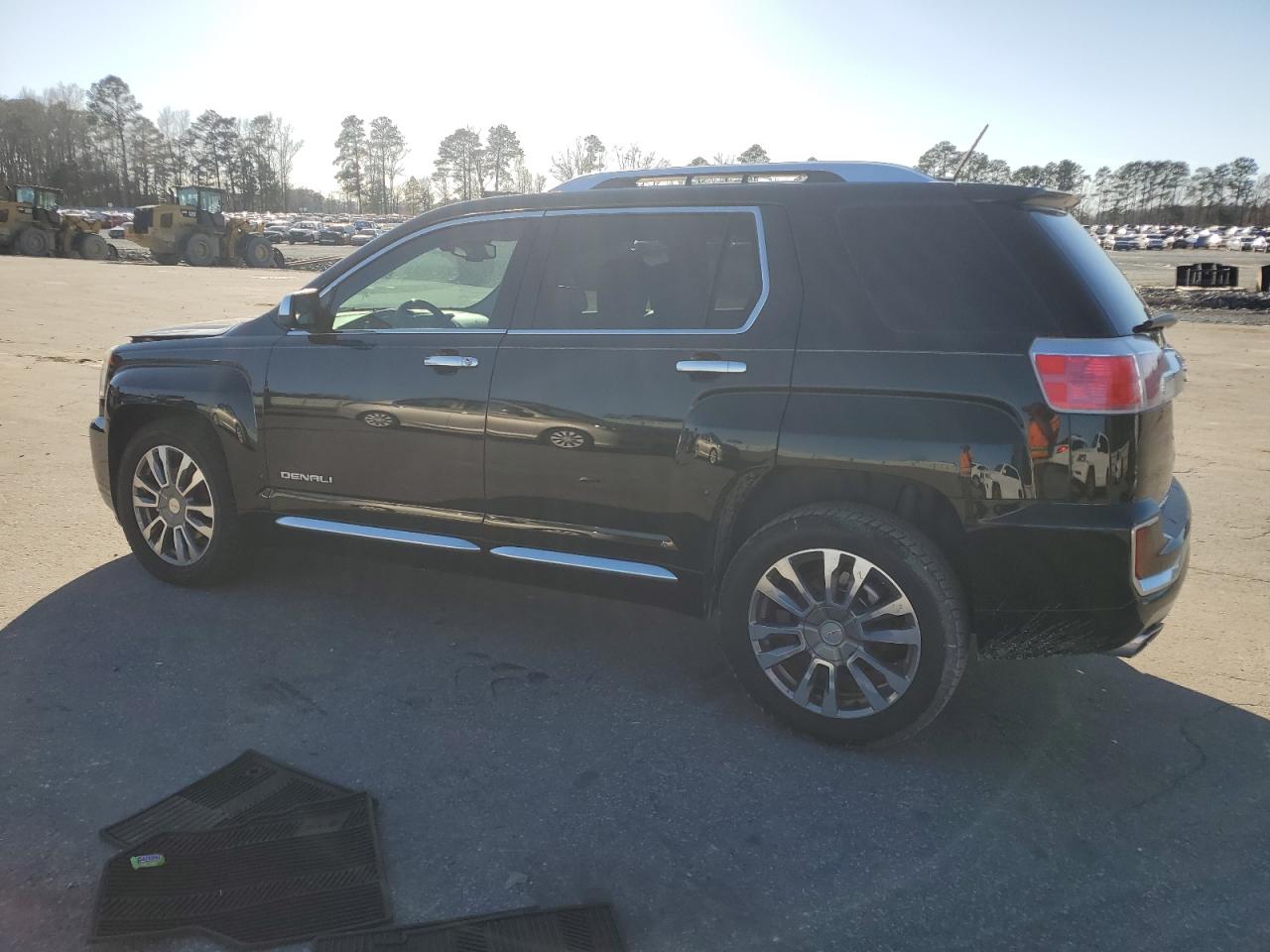 2017 GMC Terrain VIN 2GKFLRE3XH6119643 Copart auction photo, front end / side damage thumbnail 2