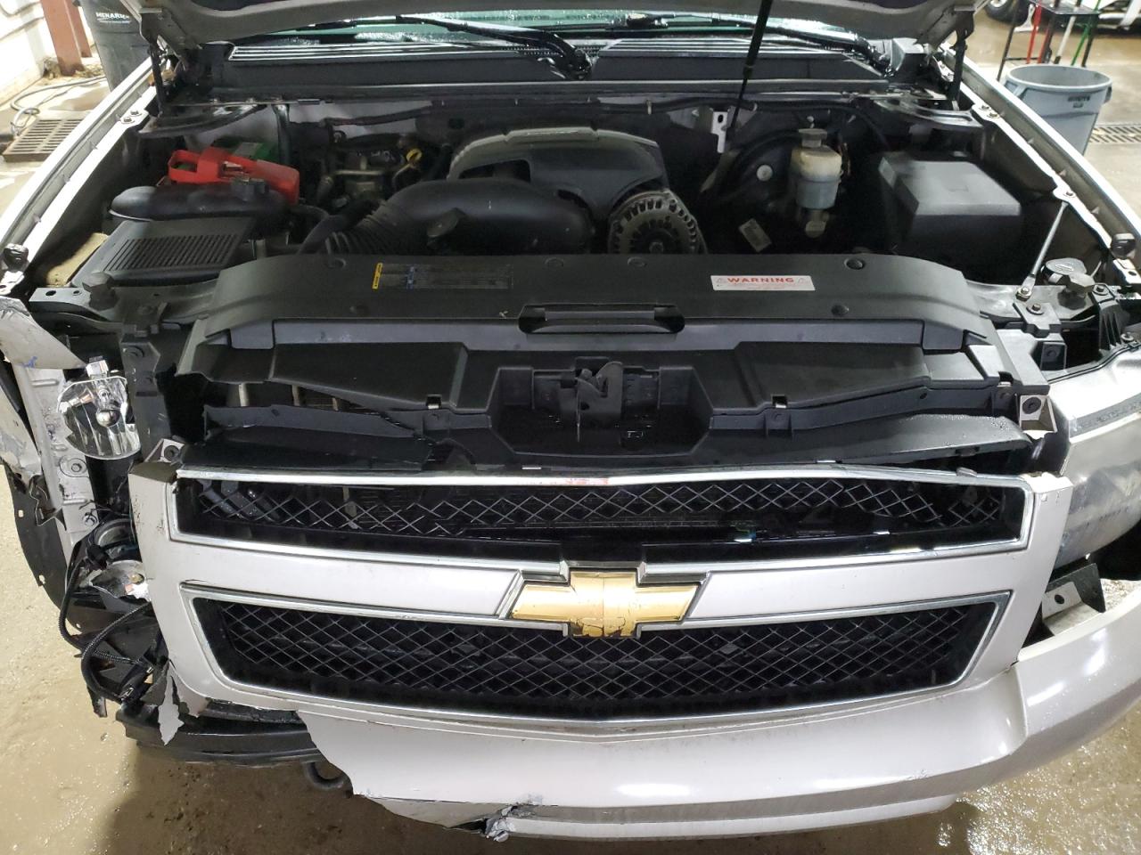 2007 Chevrolet Suburban VIN 1GNFK16307J162914 Copart auction photo, front end damage thumbnail 12