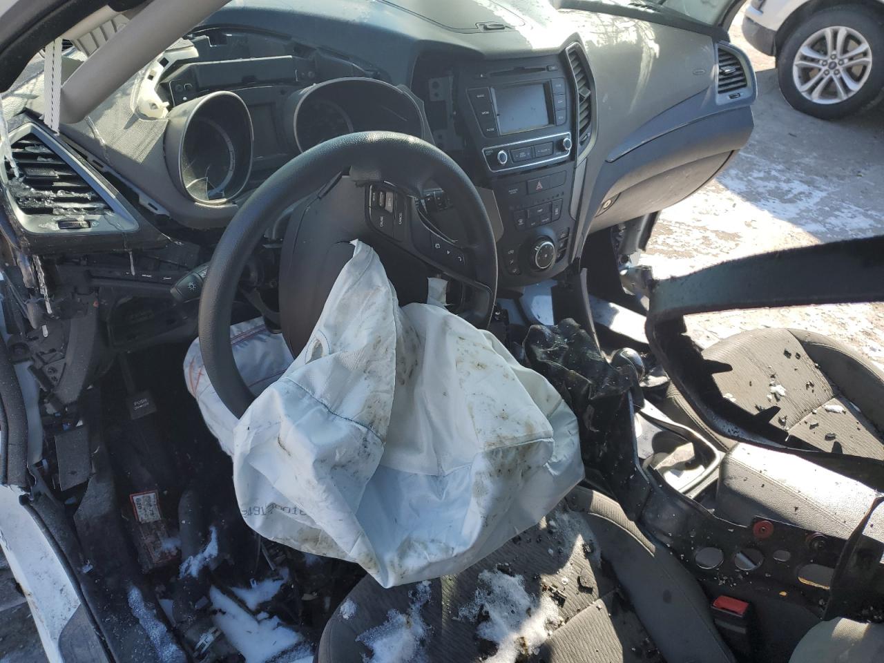 2018 Hyundai Santa Fe VIN 5NMZTDLB0JH095485 Copart auction photo, front end / side damage thumbnail 8