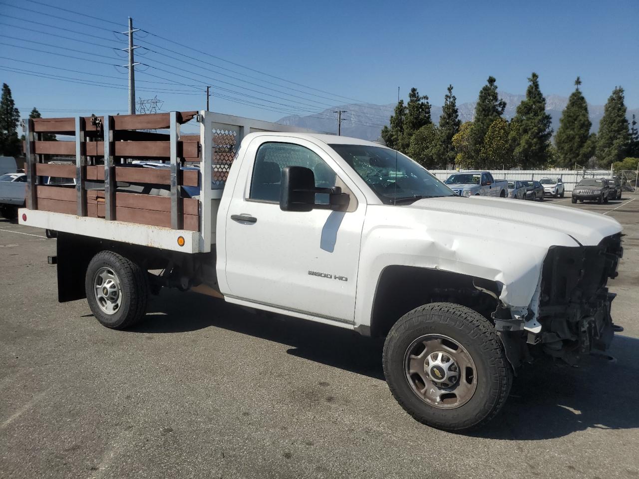 2015 Chevrolet Silverado VIN 1GB0CUEG2FZ515918 Copart auction photo, front end / side damage thumbnail 4