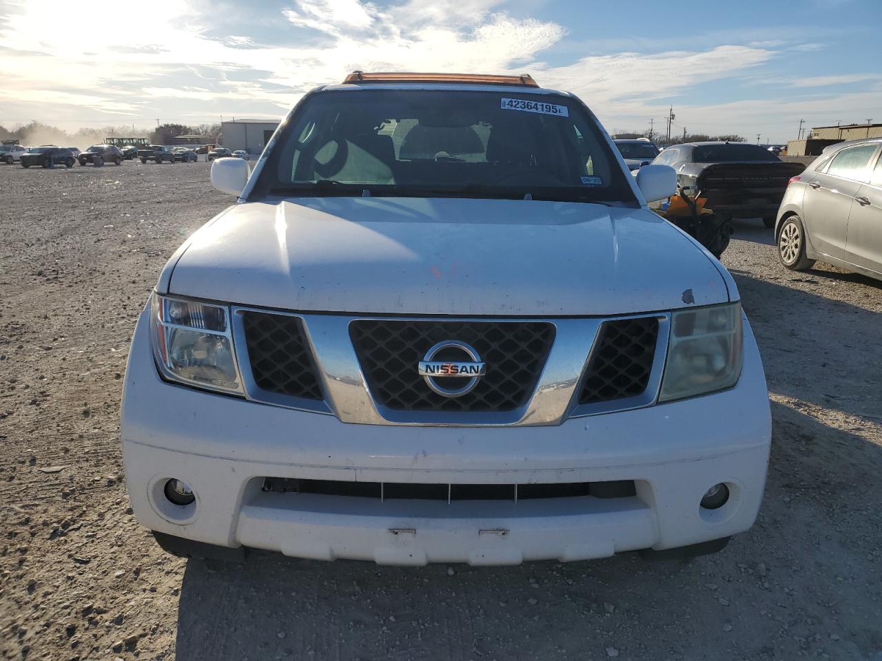2007 Nissan Pathfinder VIN 5N1AR18W37C603988 Copart auction photo, rear end / minor dent/scratches damage thumbnail 5