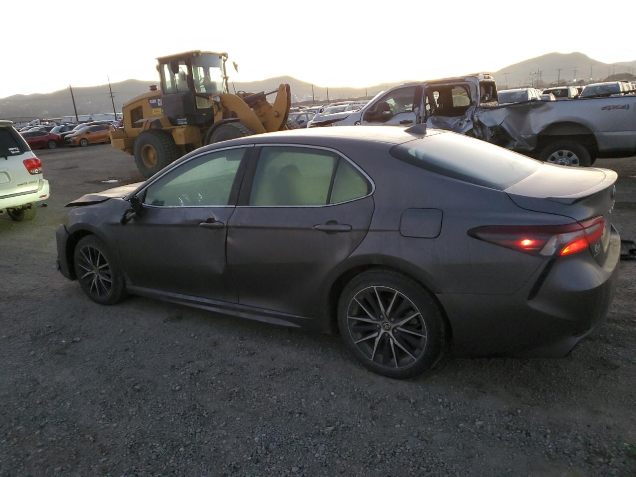 2021 Toyota Camry VIN 4T1G11AK9MU518328 Copart auction photo, front end / minor dent/scratches damage thumbnail 2