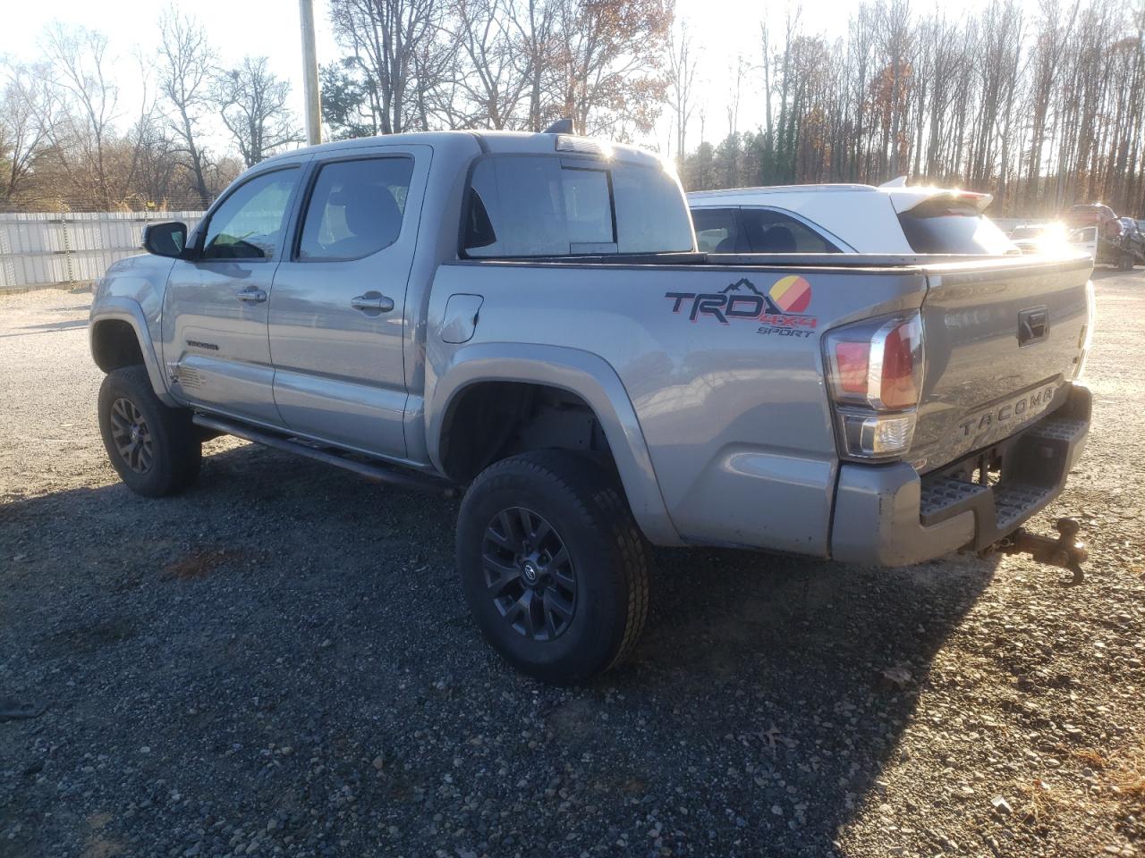 2021 Toyota Tacoma VIN 3TYCZ5AN7MT040853 Copart auction photo, minor dent/scratches damage thumbnail 2