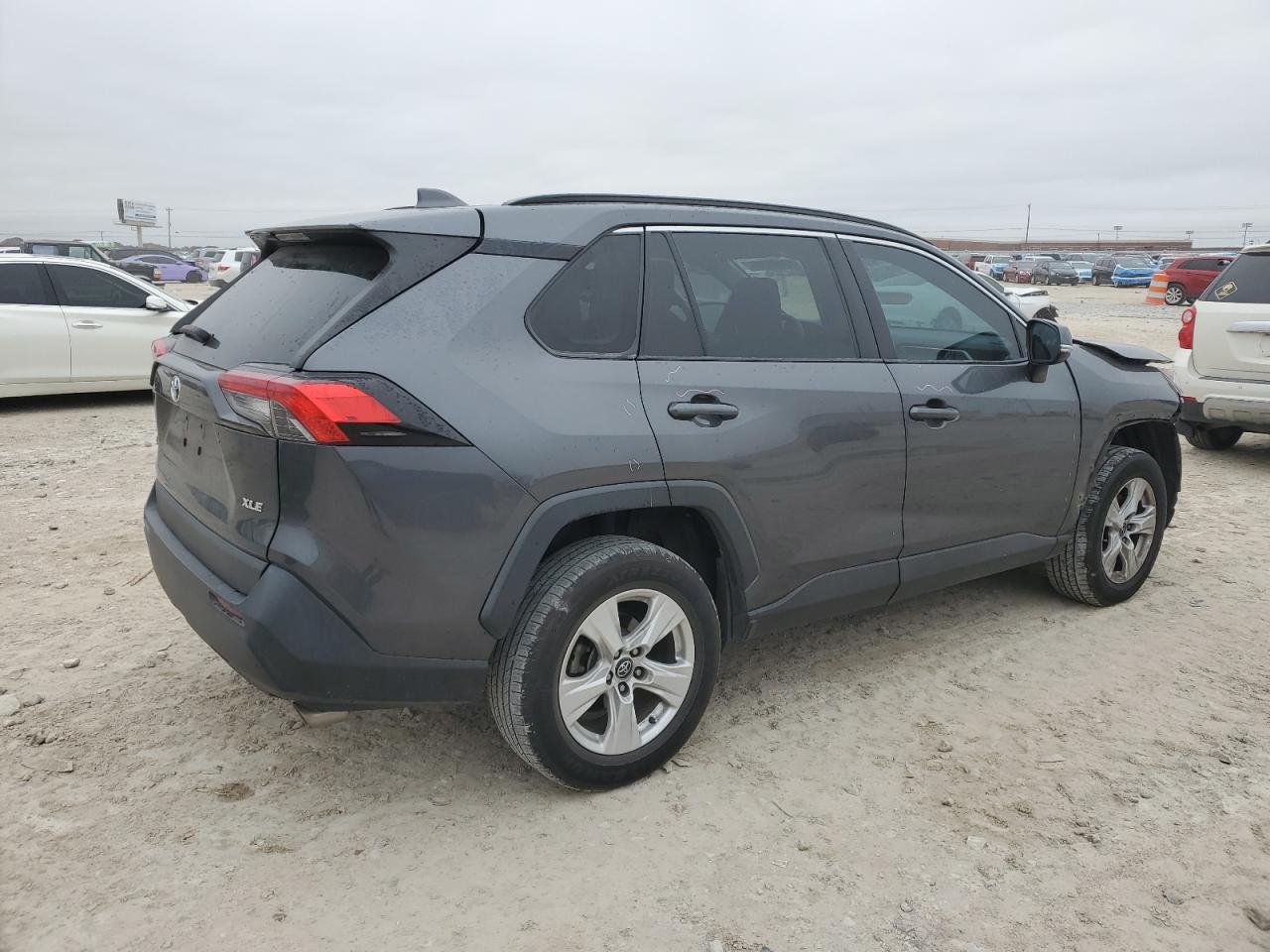 2020 Toyota RAV 4 VIN 2T3W1RFV1LC058862 Copart auction photo, front end damage thumbnail 3
