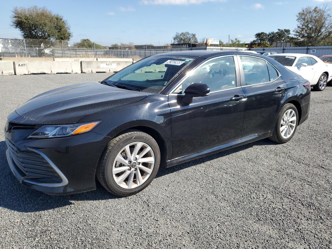 2024 Toyota Camry VIN 4T1C11AK4RU902393