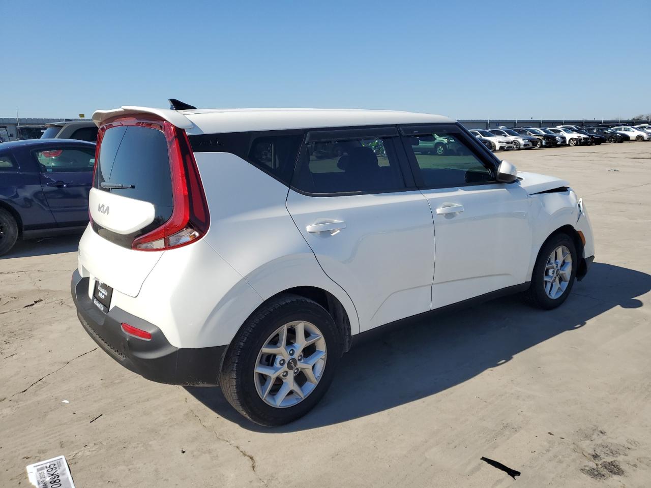 2022 KIA Soul VIN KNDJ23AU1N7830372 Copart auction photo, front end damage thumbnail 3