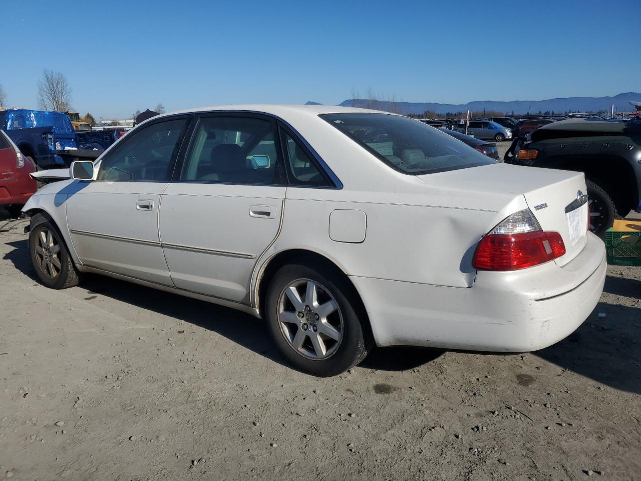 2003 Toyota Avalon VIN 4T1BF28B83U336576 Copart auction photo, front end damage thumbnail 2