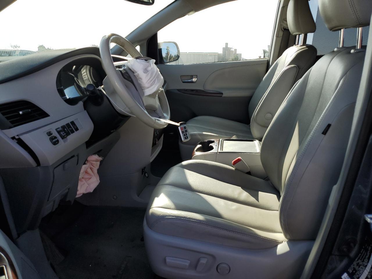 2014 Toyota Sienna VIN 5TDYK3DC5ES499322 Copart auction photo, all over damage thumbnail 7