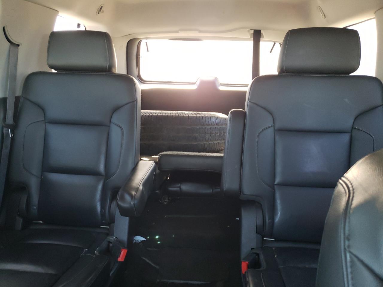 2016 Chevrolet Tahoe VIN 1GNSCBKCXGR247185 Copart auction photo, front end / side damage thumbnail 10