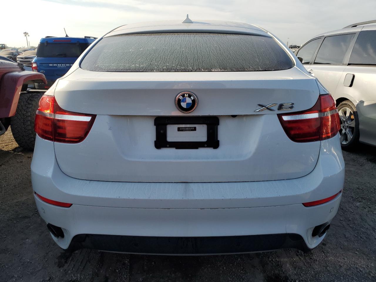 2014 BMW X6 VIN 5UXFG2C53E0H10737 Copart auction photo, water/flood damage thumbnail 6