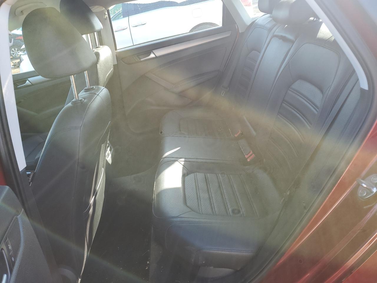 2015 Volkswagen Passat VIN 1VWBS7A30FC076777 Copart auction photo, side / rear end damage thumbnail 10