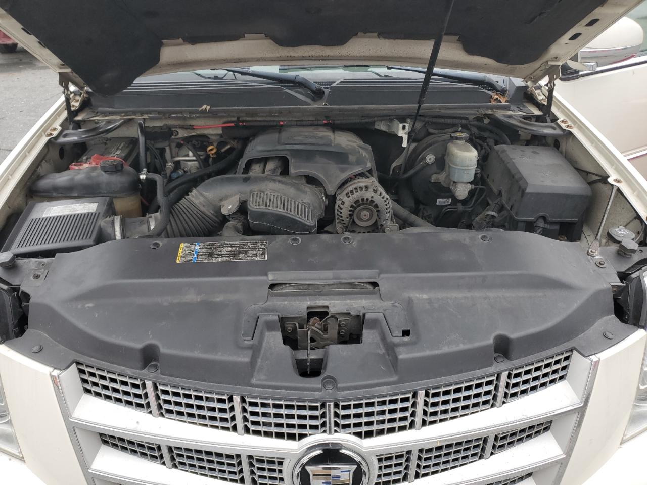 2008 Cadillac Escalade VIN 1GYFK43808R265631 Copart auction photo, mechanical damage thumbnail 12