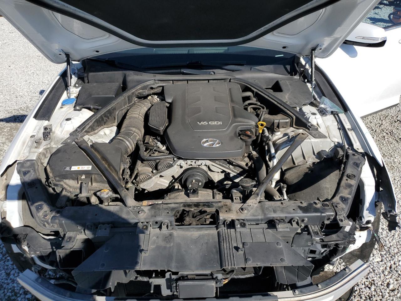 2015 Hyundai Genesis VIN KMHGN4JEXFU096864 Copart auction photo, front end / minor dent/scratches damage thumbnail 11