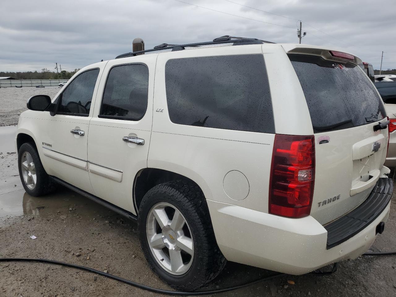 2008 Chevrolet Tahoe VIN 1GNFC13JX8R181523 Copart auction photo, rear end damage thumbnail 2