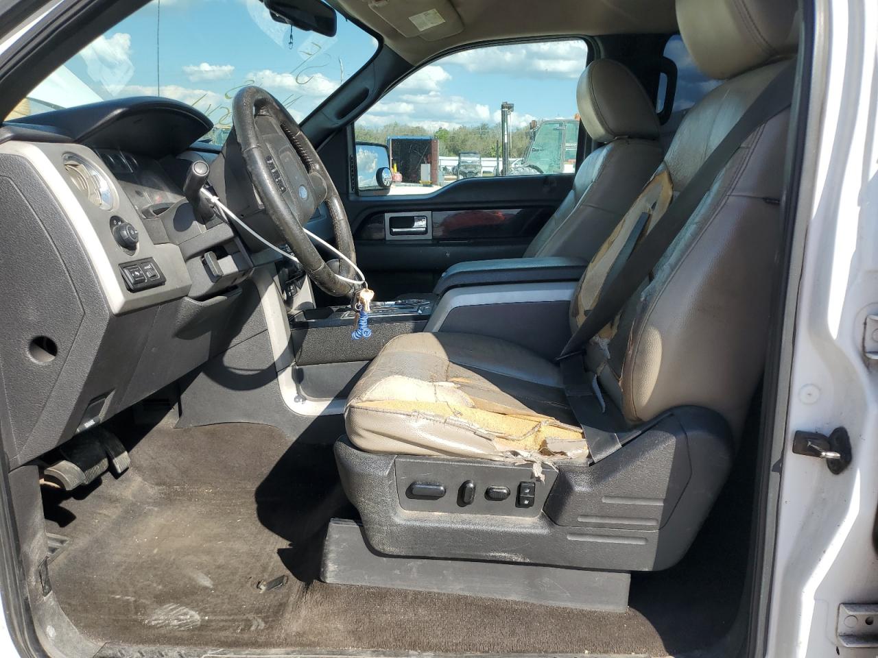 2009 Ford F-150 VIN 1FTPW14V19KC61132 Copart auction photo, side damage thumbnail 7