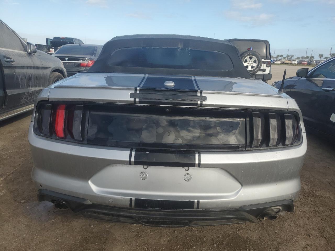2020 Ford Mustang VIN 1FATP8UH1L5137551 Copart auction photo, water/flood damage thumbnail 6
