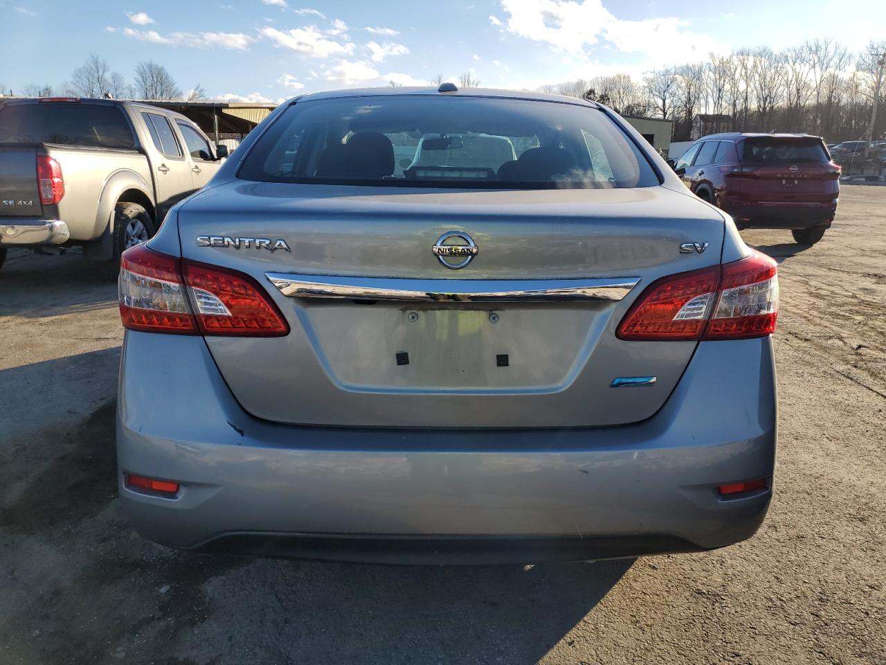 2014 Nissan Sentra VIN 3N1AB7APXEY335382 Copart auction photo, front end / minor dent/scratches damage thumbnail 6