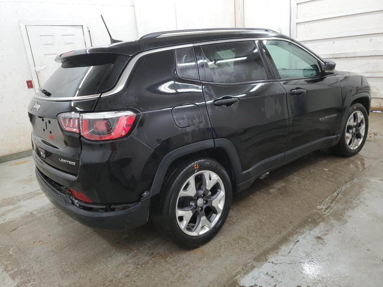 2020 Jeep Compass VIN 3C4NJCCB3LT152749 Copart auction photo, rear end / undercarriage damage thumbnail 3