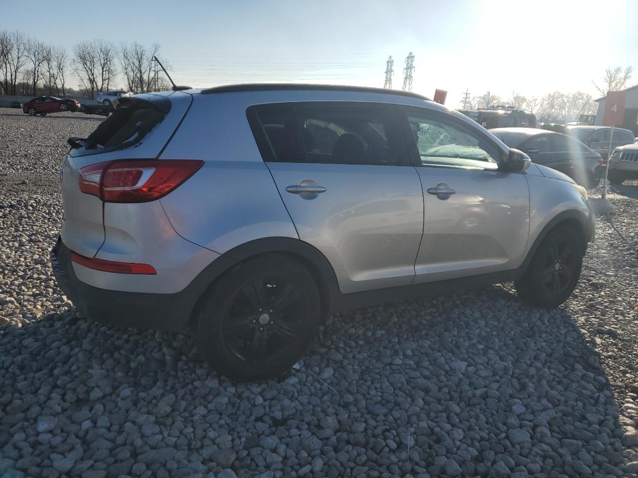 2011 KIA Sportage VIN KNDPBCA22B7058678 Copart auction photo, all over damage thumbnail 3