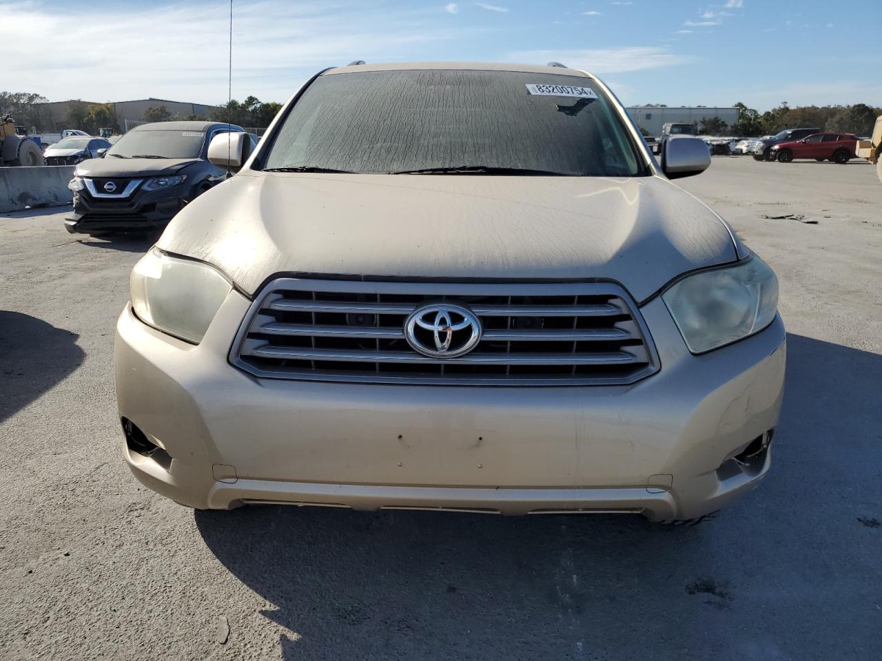 2010 Toyota Highlander VIN 5TDZK3EH0AS003805 Copart auction photo, minor dent/scratches damage thumbnail 5
