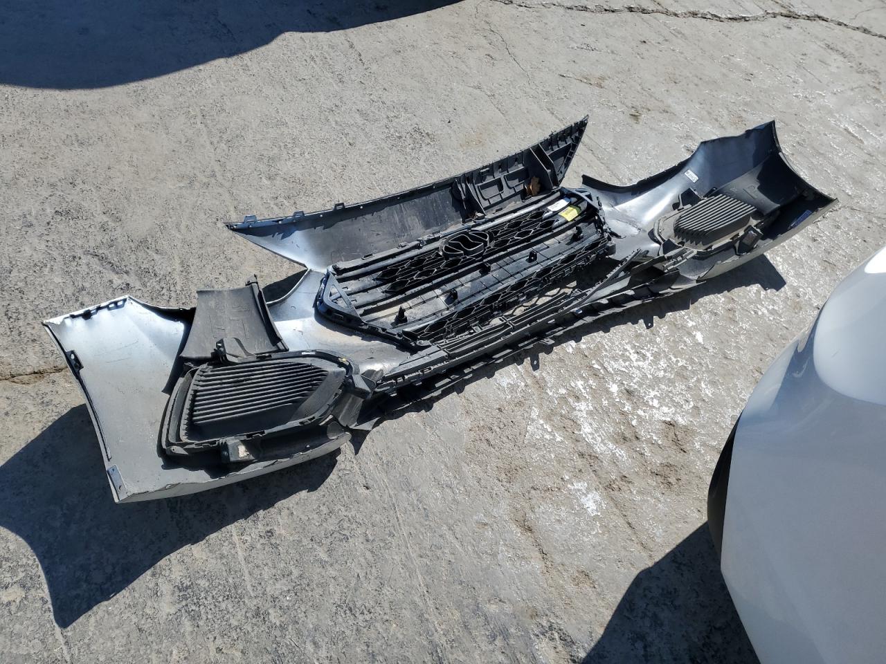 2020 Hyundai Accent VIN 3KPC24A63LE109906 Copart auction photo, front end / side damage thumbnail 12