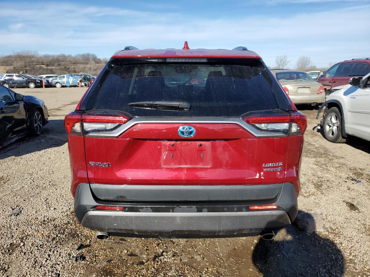 2021 Toyota RAV 4 VIN 4T3D6RFV5MU063099 Copart auction photo, front end damage thumbnail 6