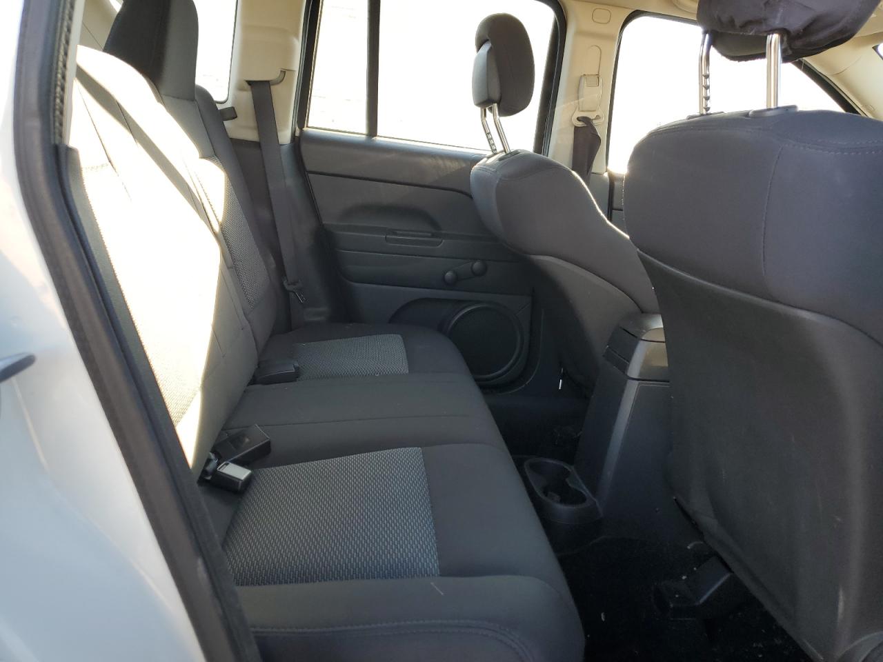 2010 Jeep Compass VIN 1J4NF4FB7AD503727 Copart auction photo, front end / side damage thumbnail 11