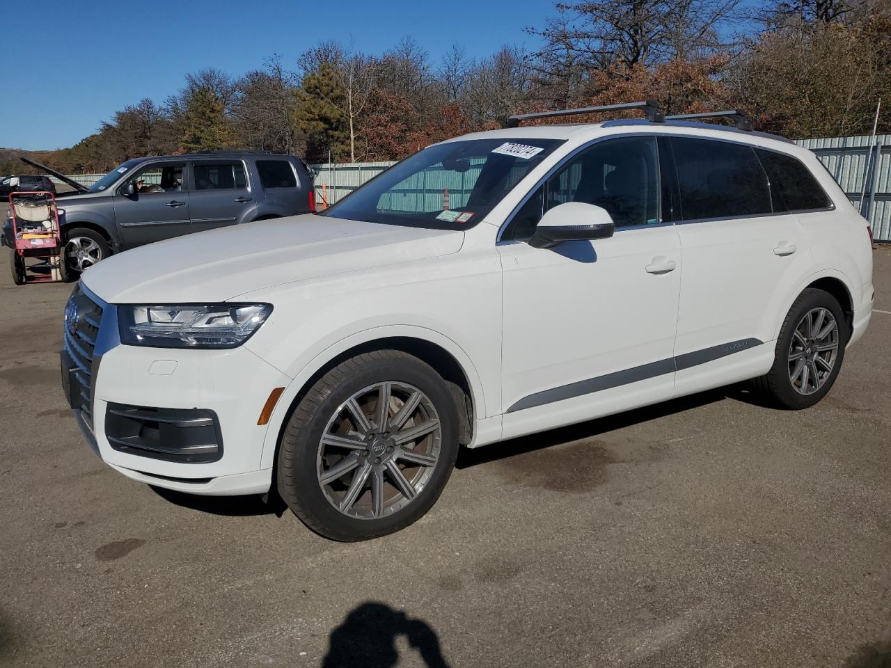 2018 Audi Q7 VIN WA1LAAF70JD050695