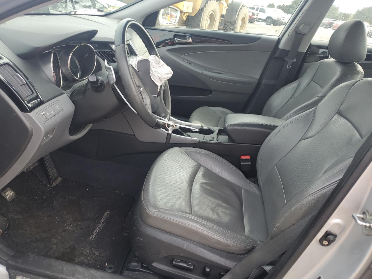 2011 Hyundai Sonata VIN 5NPEC4AB3BH173361 Copart auction photo, front end / minor dent/scratches damage thumbnail 7