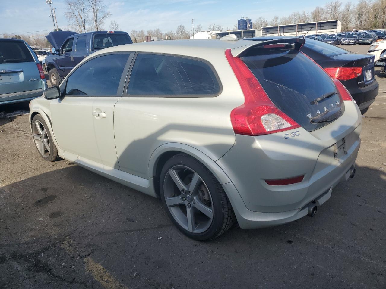 2011 Volvo C30 VIN YV1672MK7B2192502 Copart auction photo, front end damage thumbnail 2