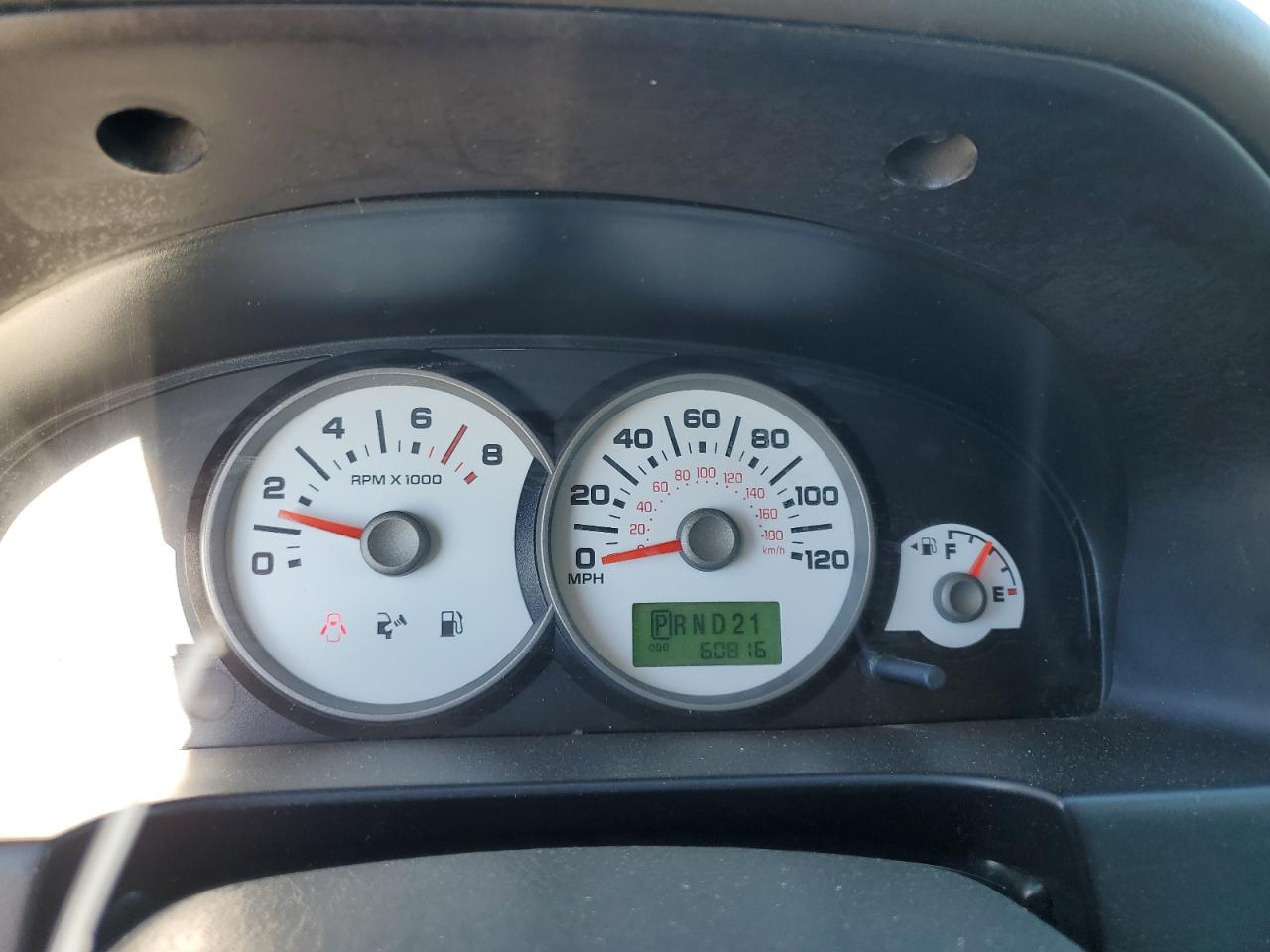 2006 Ford Escape VIN 1FMYU93186KA54963 Copart auction photo, front end / minor dent/scratches damage thumbnail 9