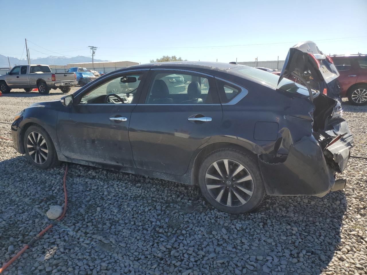 2018 Nissan Altima VIN 1N4AL3AP0JC211617 Copart auction photo, rear end damage thumbnail 2