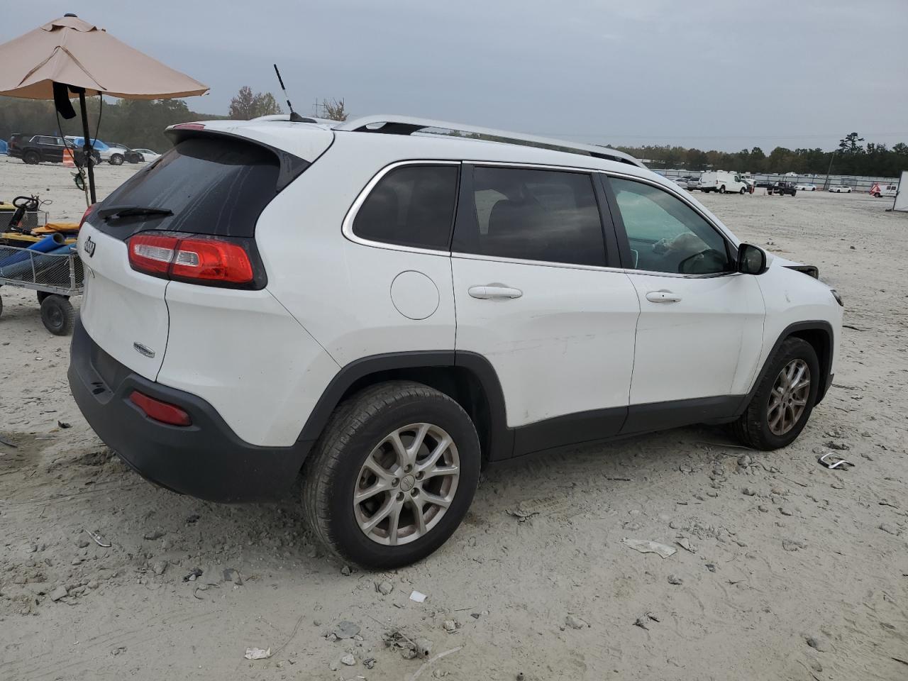 2014 Jeep Grand Cherokee VIN 1C4PJLCS9EW245281 Copart auction photo, front end damage thumbnail 3