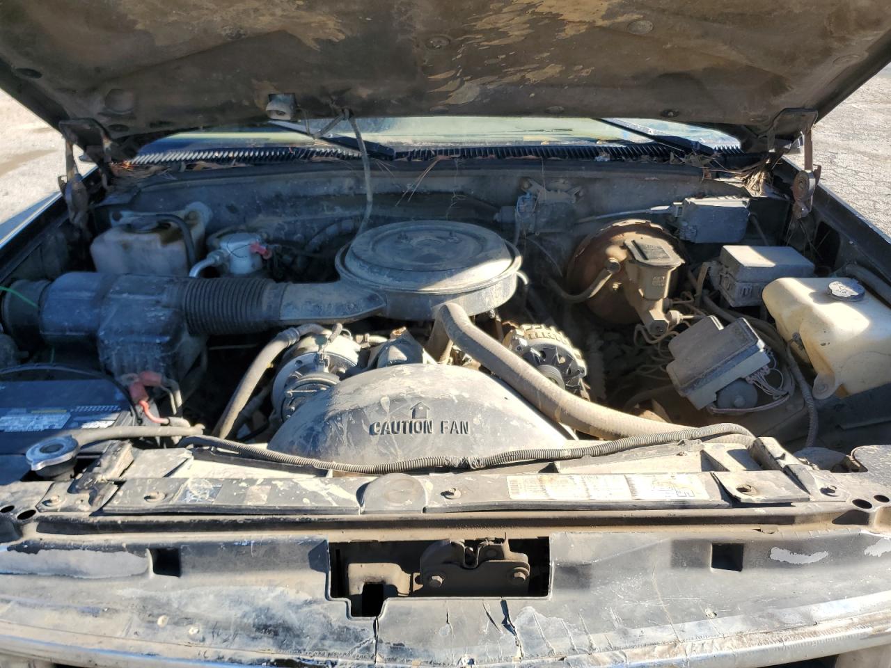 1995 Chevrolet GMT-400 VIN 2GCEK19K2S1291019 Copart auction photo, rear end / minor dent/scratches damage thumbnail 12