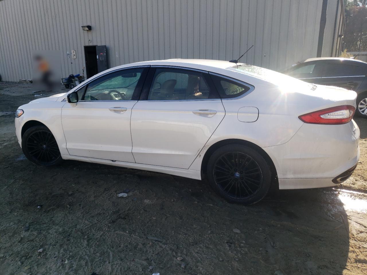 2013 Ford Fusion VIN 3FA6P0H95DR252198 Copart auction photo, undercarriage / minor dent/scratches damage thumbnail 2