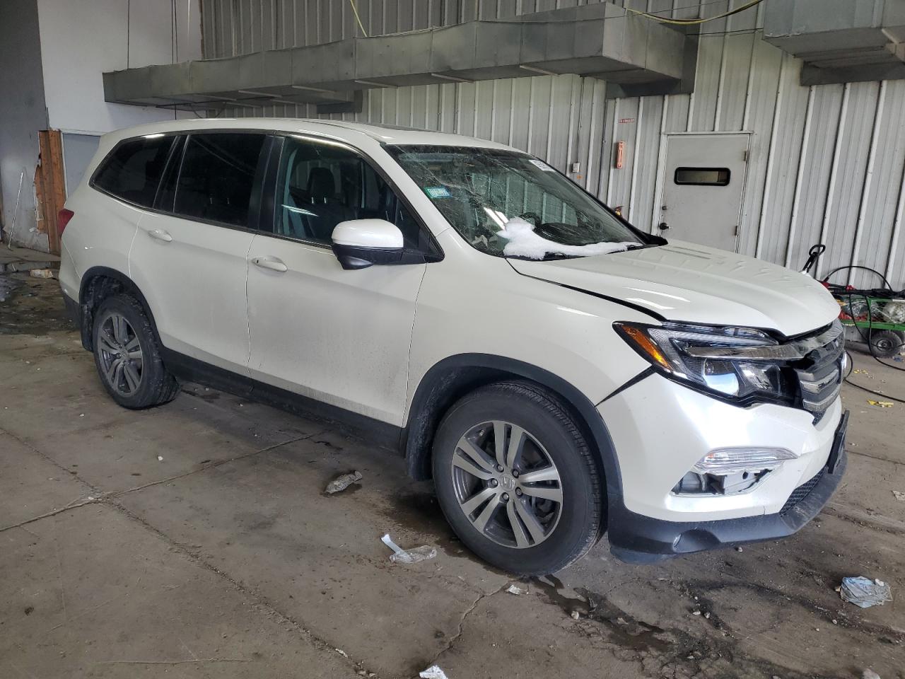 2017 Honda Pilot VIN 5FNYF6H59HB009412 Copart auction photo, front end damage thumbnail 4