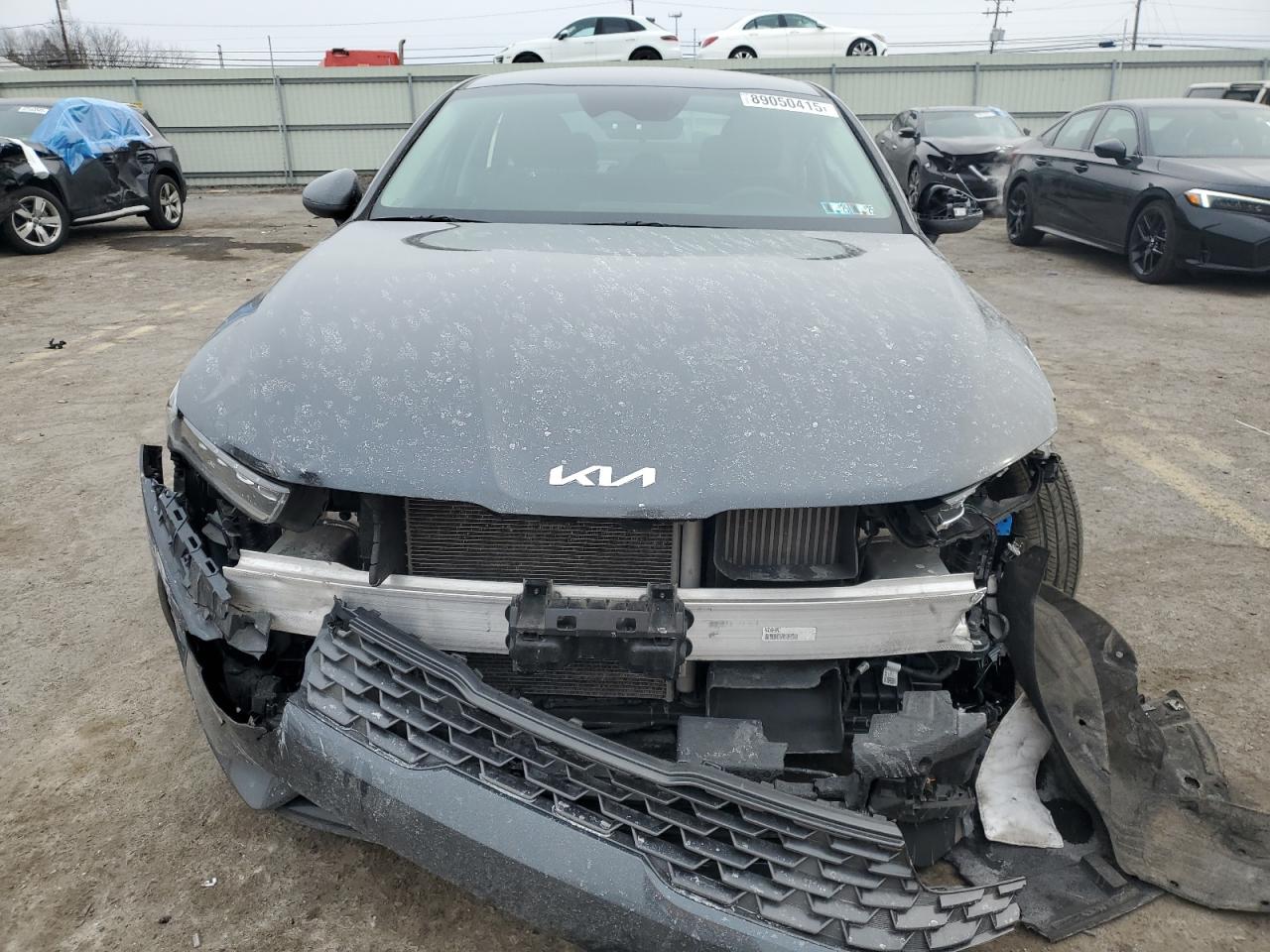 2022 KIA K5 VIN 5XXG14J26NG118949 Copart auction photo, side / front end damage thumbnail 5