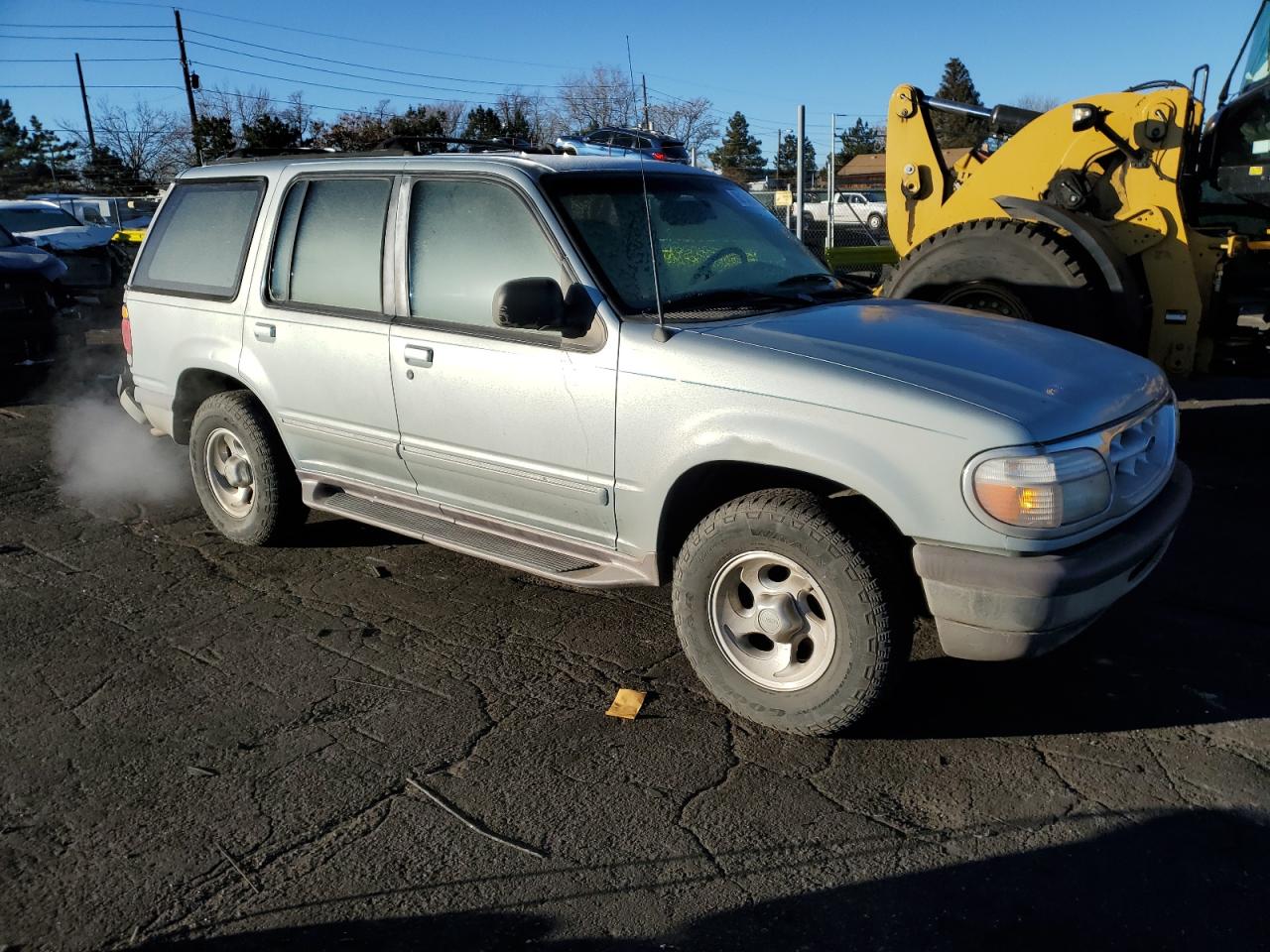 1996 Ford Explorer VIN 1FMDU34X5TZA41220 Copart auction photo, rear end damage thumbnail 4