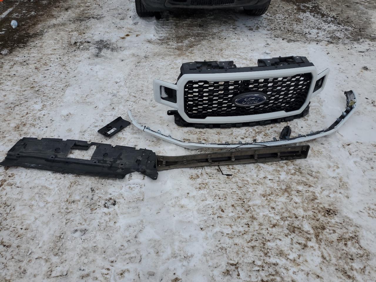 2020 Ford F-150 VIN 1FTEX1EP5LFC65575 Copart auction photo, front end / side damage thumbnail 12