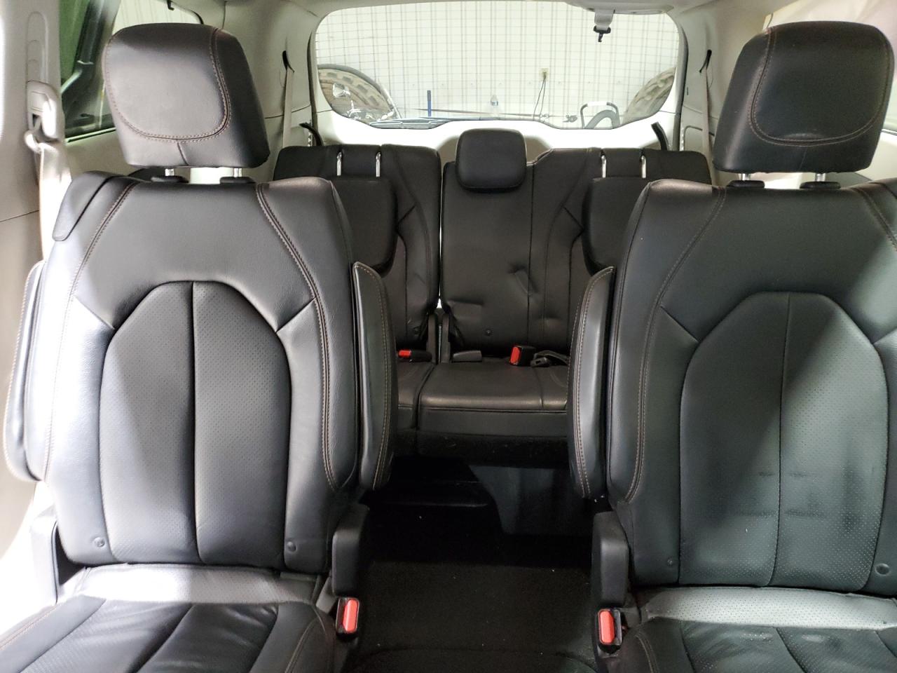 2019 Chrysler Pacifica VIN 2C4RC1BG9KR704804 Copart auction photo, side / front end damage thumbnail 10