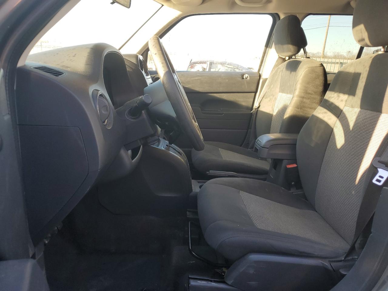 2014 Jeep Liberty (Patriot) VIN 1C4NJPBA9ED541663 Copart auction photo, front end damage thumbnail 7