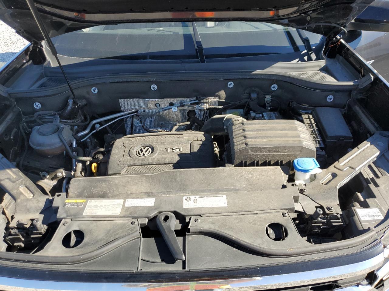 2020 Volkswagen Atlas VIN 1V25C2CA4LC201883 Copart auction photo, front end damage thumbnail 14